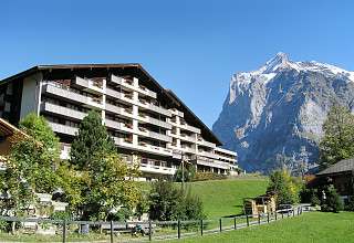 Aussenansicht Sommer - Sunstar Hotel Grindelwald